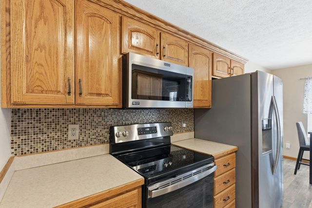 4052 W Leisa Street, Springfield, MO 65807