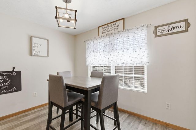 4052 W Leisa Street, Springfield, MO 65807