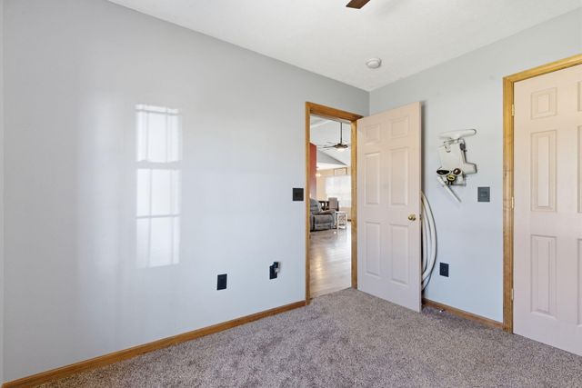 4052 W Leisa Street, Springfield, MO 65807