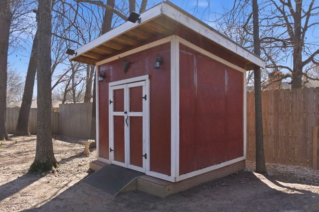 4052 W Leisa Street, Springfield, MO 65807