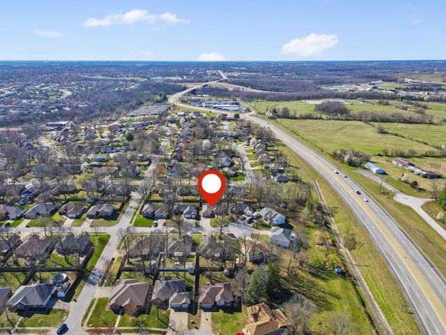 4052 W Leisa Street, Springfield, MO 65807