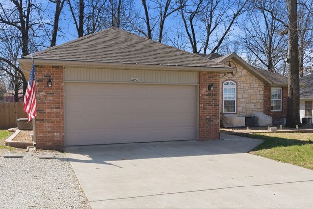 4052 W Leisa Street, Springfield, MO 65807