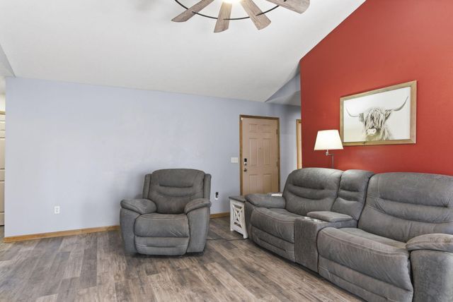 4052 W Leisa Street, Springfield, MO 65807