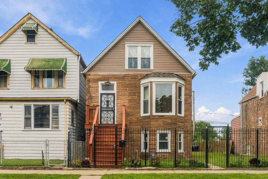 7427 S Evans Avenue, Chicago, IL 60619 — exterior