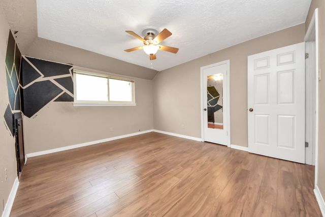 10710 Moorcreek Drive, Houston, TX 77070