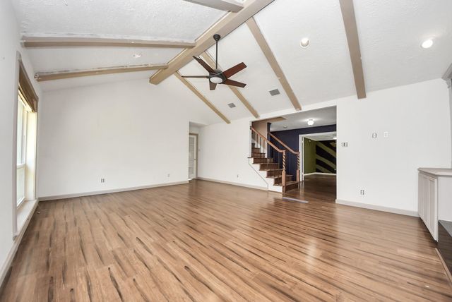 10710 Moorcreek Drive, Houston, TX 77070