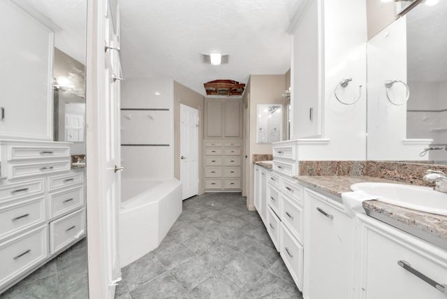 10710 Moorcreek Drive, Houston, TX 77070