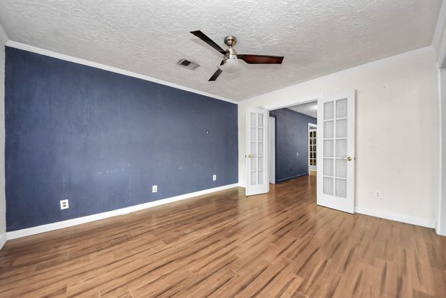 10710 Moorcreek Drive, Houston, TX 77070