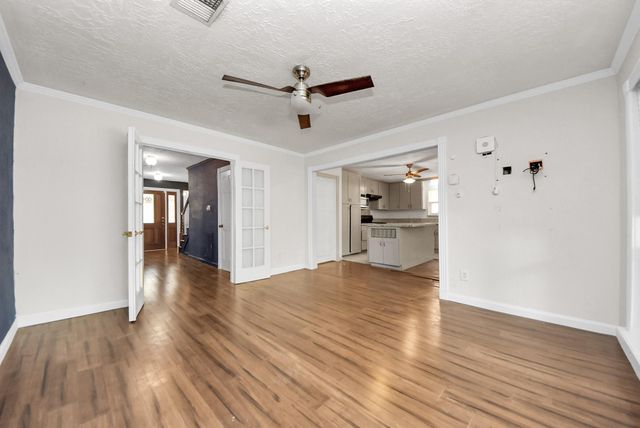 10710 Moorcreek Drive, Houston, TX 77070