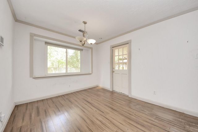 10710 Moorcreek Drive, Houston, TX 77070