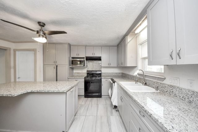 10710 Moorcreek Drive, Houston, TX 77070