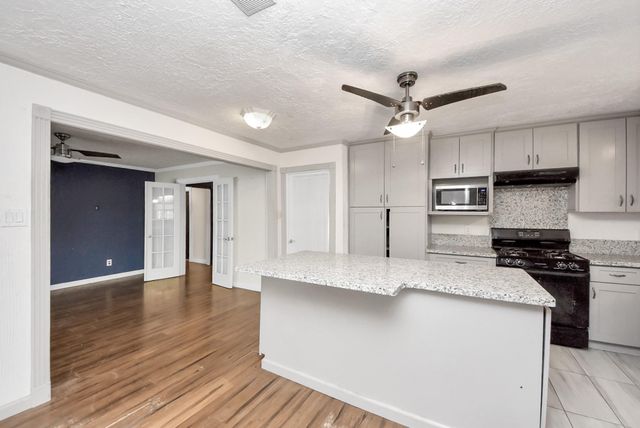 10710 Moorcreek Drive, Houston, TX 77070