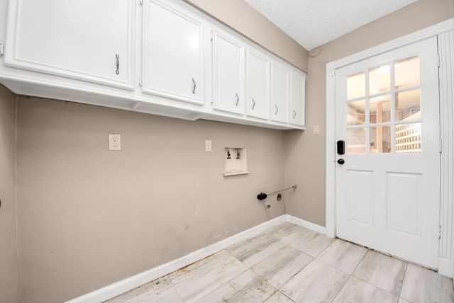 10710 Moorcreek Drive, Houston, TX 77070