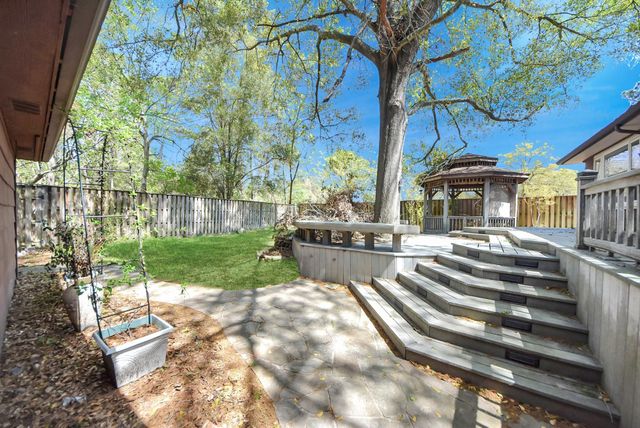 10710 Moorcreek Drive, Houston, TX 77070