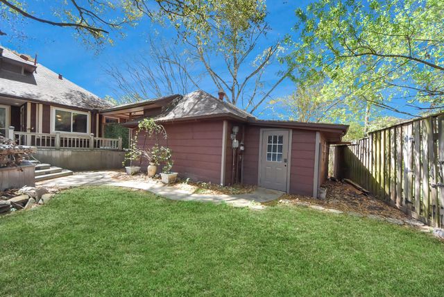 10710 Moorcreek Drive, Houston, TX 77070