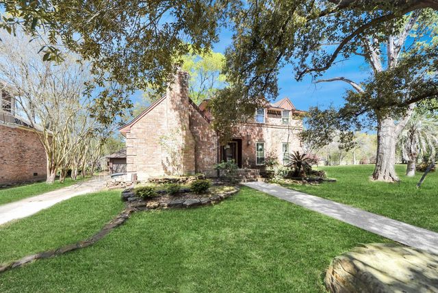 10710 Moorcreek Drive, Houston, TX 77070