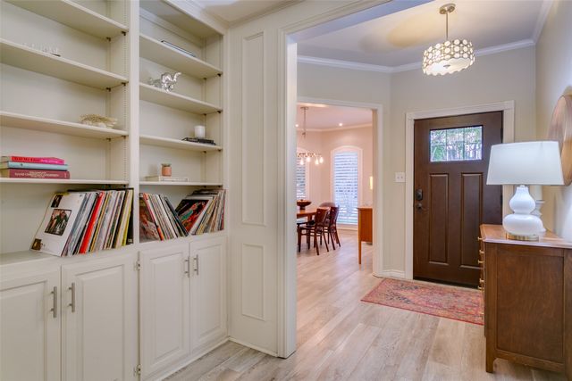 2534 Briardale Drive, Carrollton, TX 75006