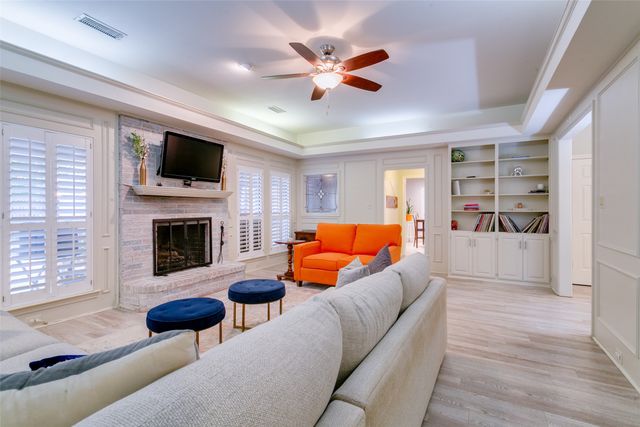 2534 Briardale Drive, Carrollton, TX 75006