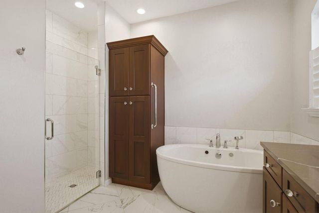 5035 KERNWOOD COURT, Palm Harbor, FL 34685