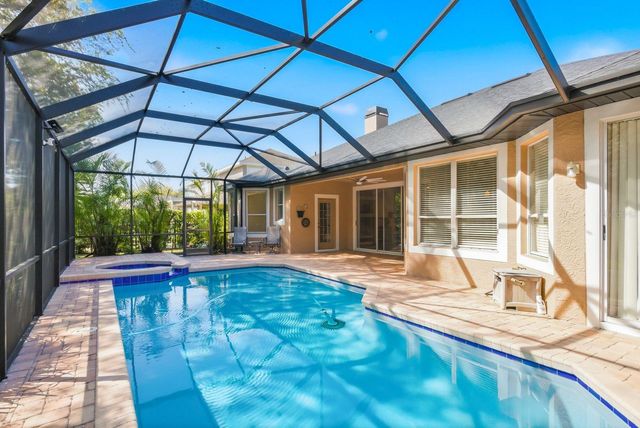 5035 KERNWOOD COURT, Palm Harbor, FL 34685