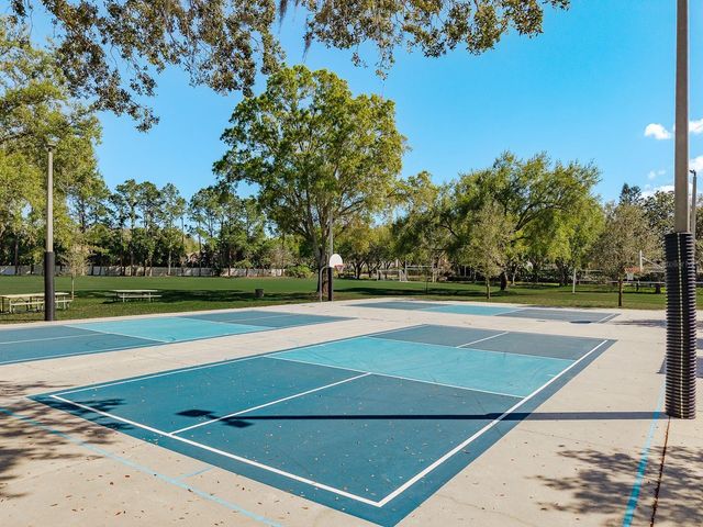 5035 KERNWOOD COURT, Palm Harbor, FL 34685