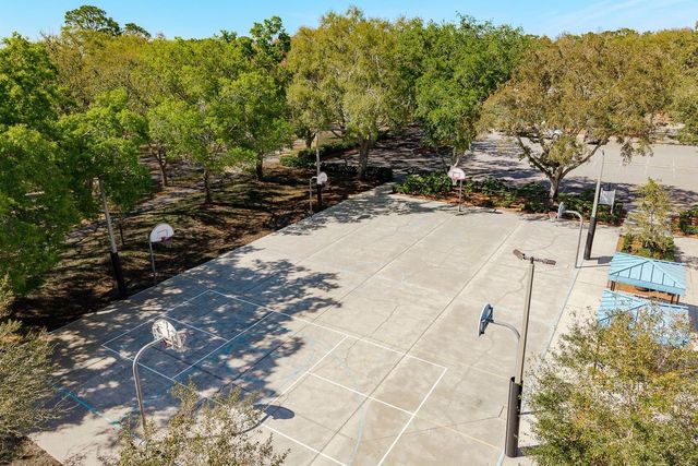 5035 KERNWOOD COURT, Palm Harbor, FL 34685