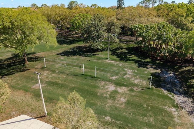 5035 KERNWOOD COURT, Palm Harbor, FL 34685