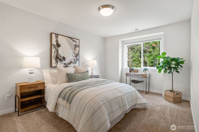 809 206th Avenue NE, Sammamish, WA 98074