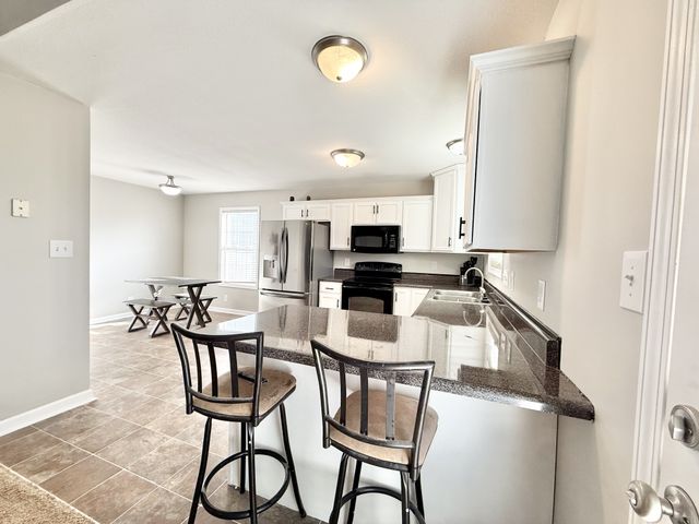 1337 Loren Cir, Clarksville, TN 37042