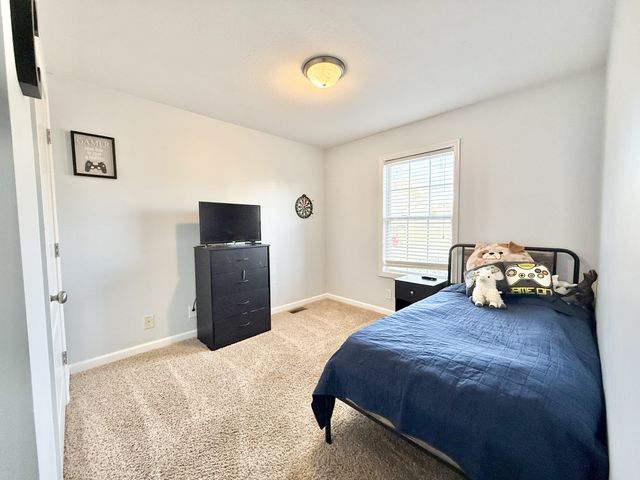 1337 Loren Cir, Clarksville, TN 37042