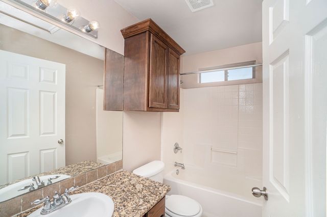 542 Mast Court, Crowley, TX 76036