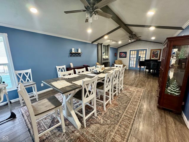 401 San Carlos Drive, Greenwood, IN 46142