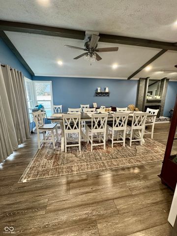 401 San Carlos Drive, Greenwood, IN 46142