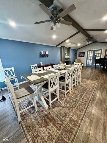 401 San Carlos Drive, Greenwood, IN 46142