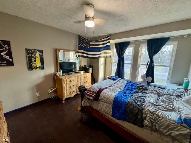 401 San Carlos Drive, Greenwood, IN 46142