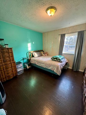 401 San Carlos Drive, Greenwood, IN 46142