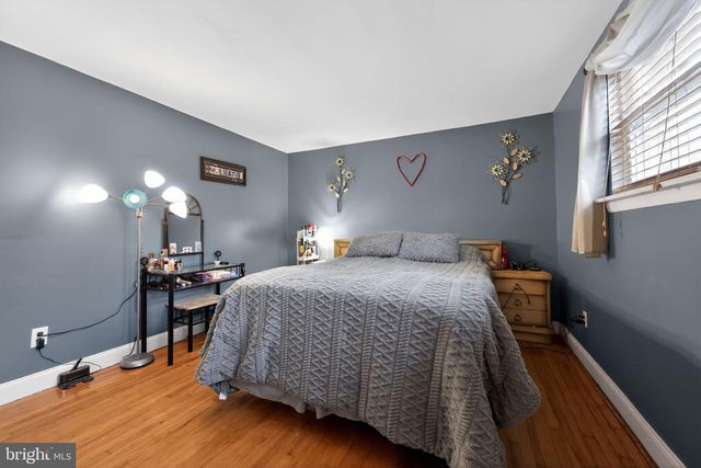 140 LAUREBA AVE, Stratford, NJ 08084