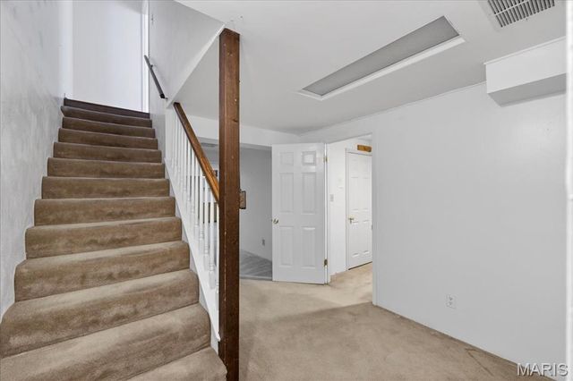 1038 Brooksgate Manor Drive, Kirkwood, MO 63122