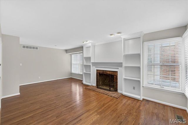 1038 Brooksgate Manor Drive, Kirkwood, MO 63122