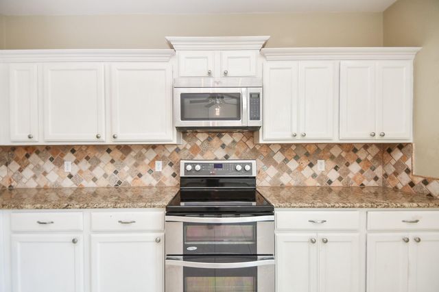 16843 Mammoth Springs Drive, Houston, TX 77095