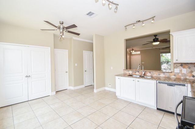 16843 Mammoth Springs Drive, Houston, TX 77095