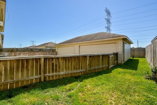16843 Mammoth Springs Drive, Houston, TX 77095