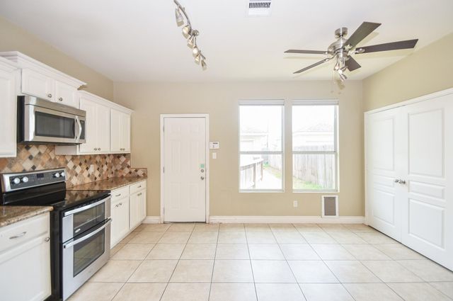16843 Mammoth Springs Drive, Houston, TX 77095