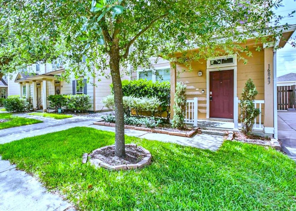 16843 Mammoth Springs Drive, Houston, TX 77095