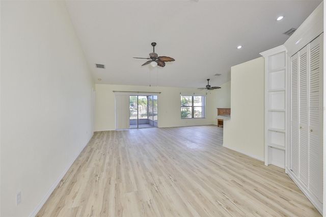 219 ISLAND WATER WAY, Apollo Beach, FL 33572