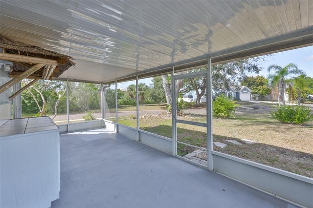 219 ISLAND WATER WAY, Apollo Beach, FL 33572