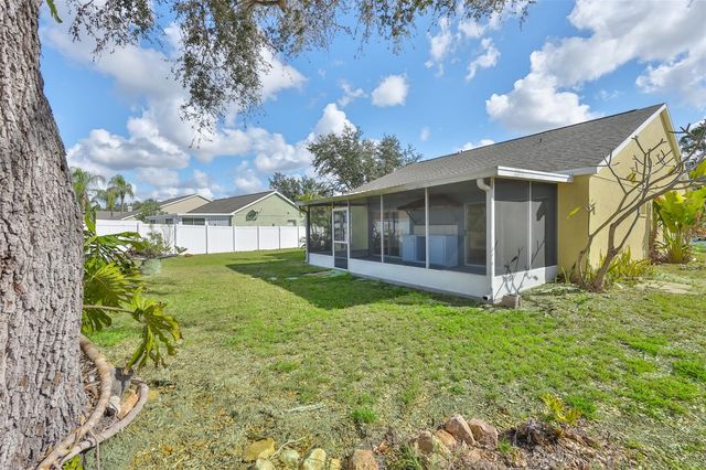 219 ISLAND WATER WAY, Apollo Beach, FL 33572