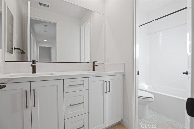 732 Jasper, Rancho Mission Viejo, CA 92694