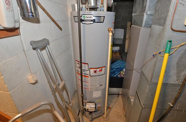 934 Illinois STREET, Racine, WI 53405