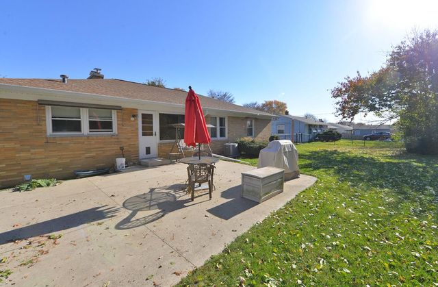 934 Illinois STREET, Racine, WI 53405